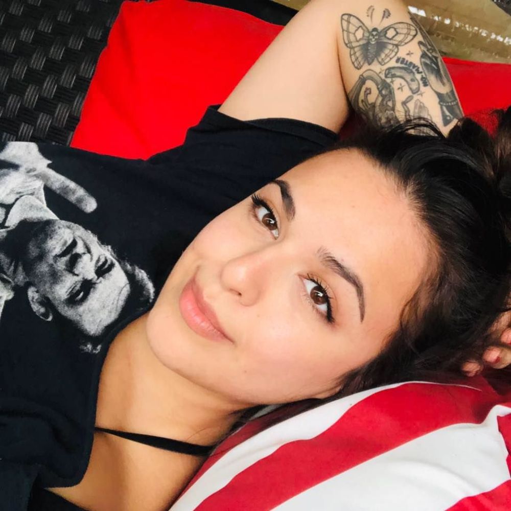 Meet your Posher, Steph